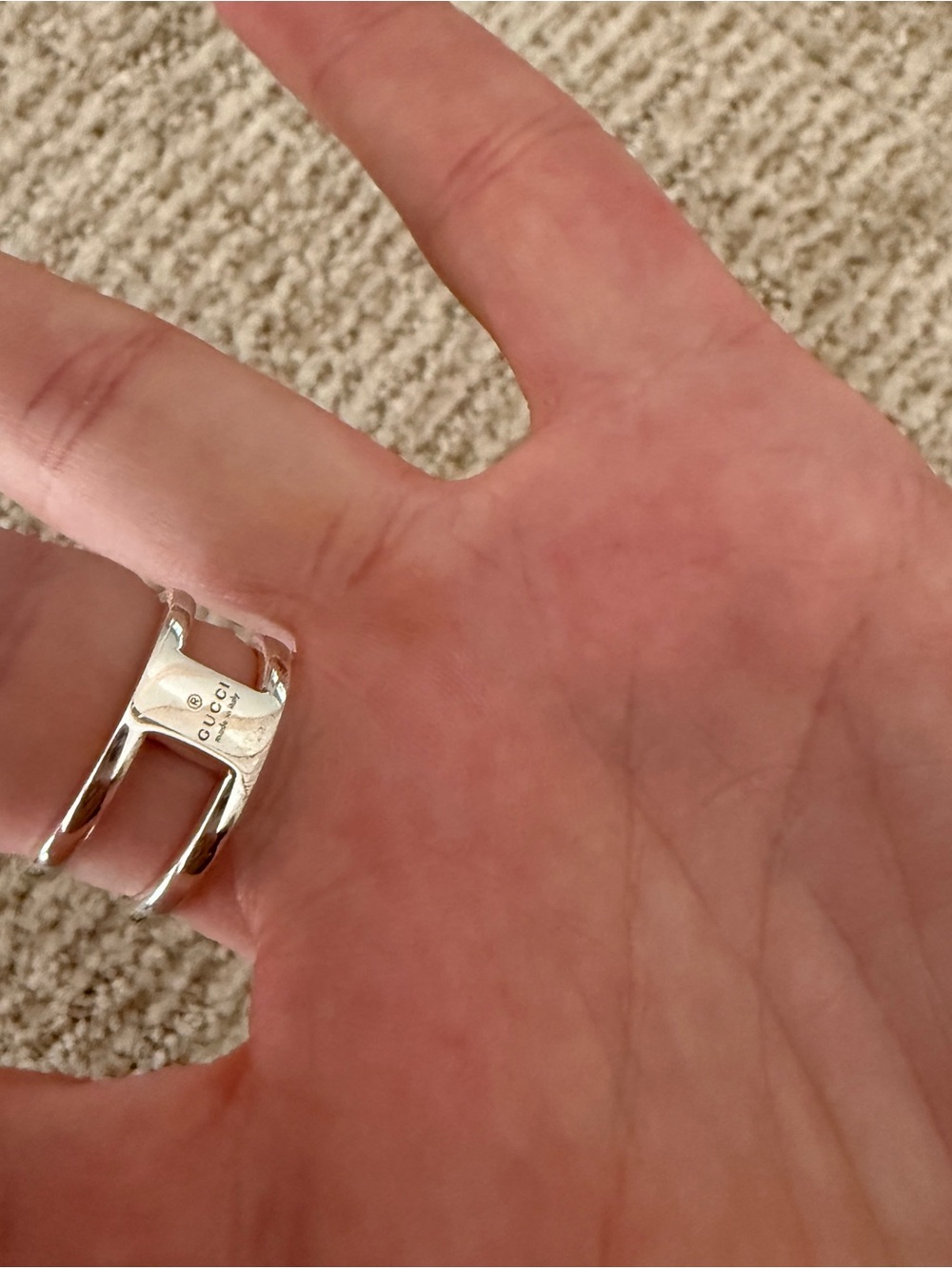 New with tag! Gucci Interlocking Double G Ring. Size 7. Authentic - Picture 4 of 5